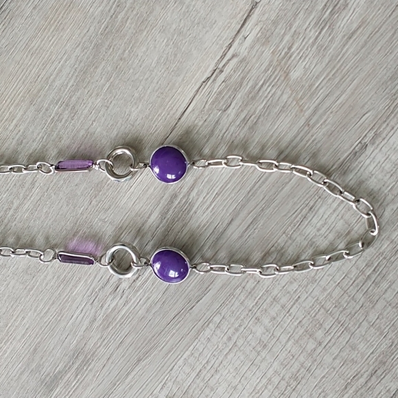 Vintage retro silver tone purple enamel transparent beaded necklace - Picture 3 of 9